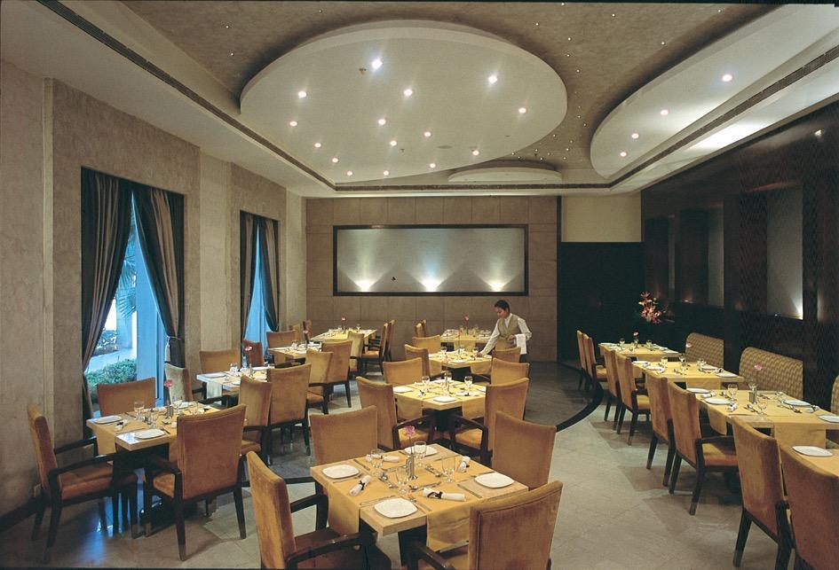 Aveda Hotel - Ludhiana Ngoại thất bức ảnh