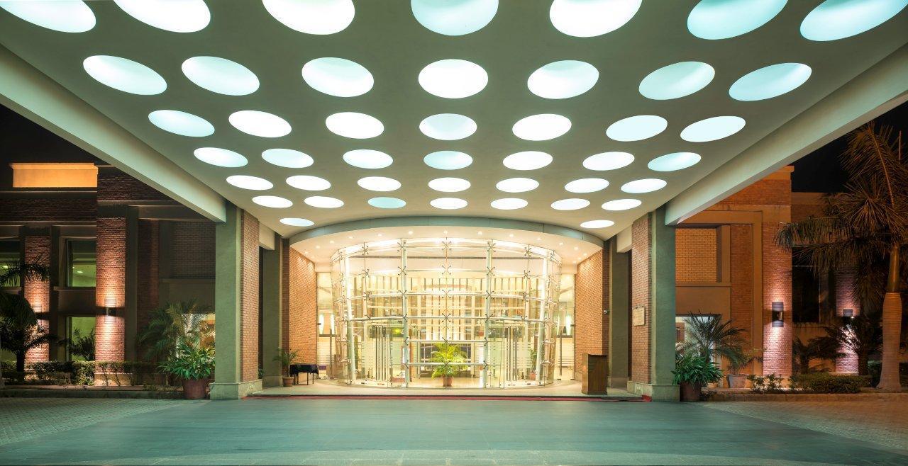 Aveda Hotel - Ludhiana Ngoại thất bức ảnh