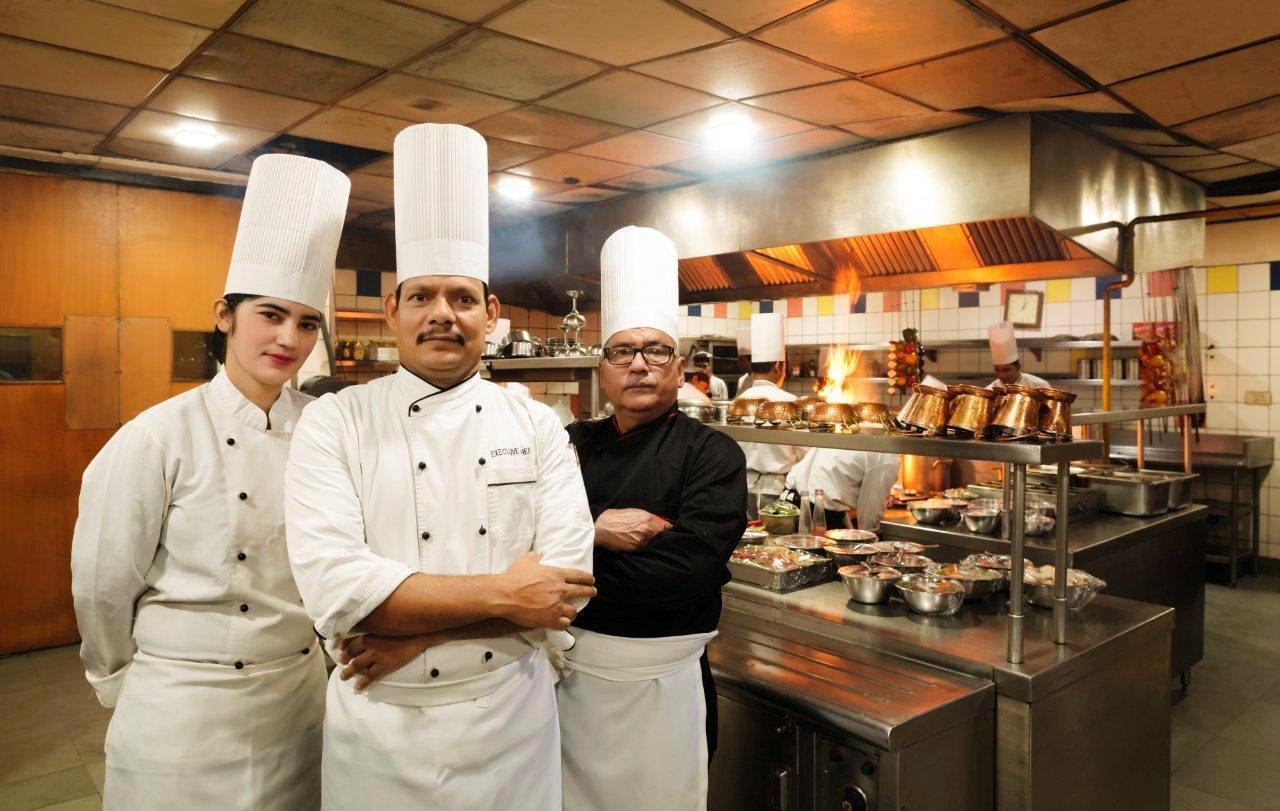 Aveda Hotel - Ludhiana Ngoại thất bức ảnh